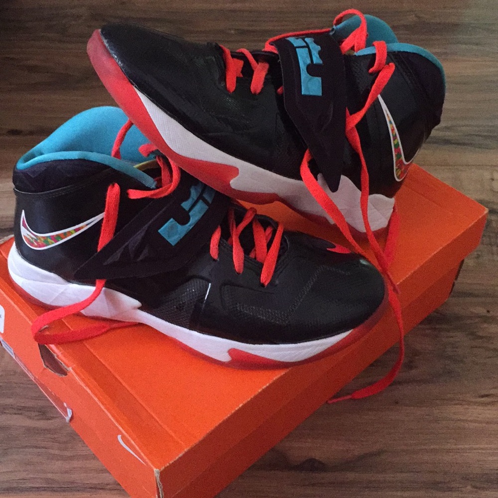 Nike soldier 7 fruity pebbles limited edition